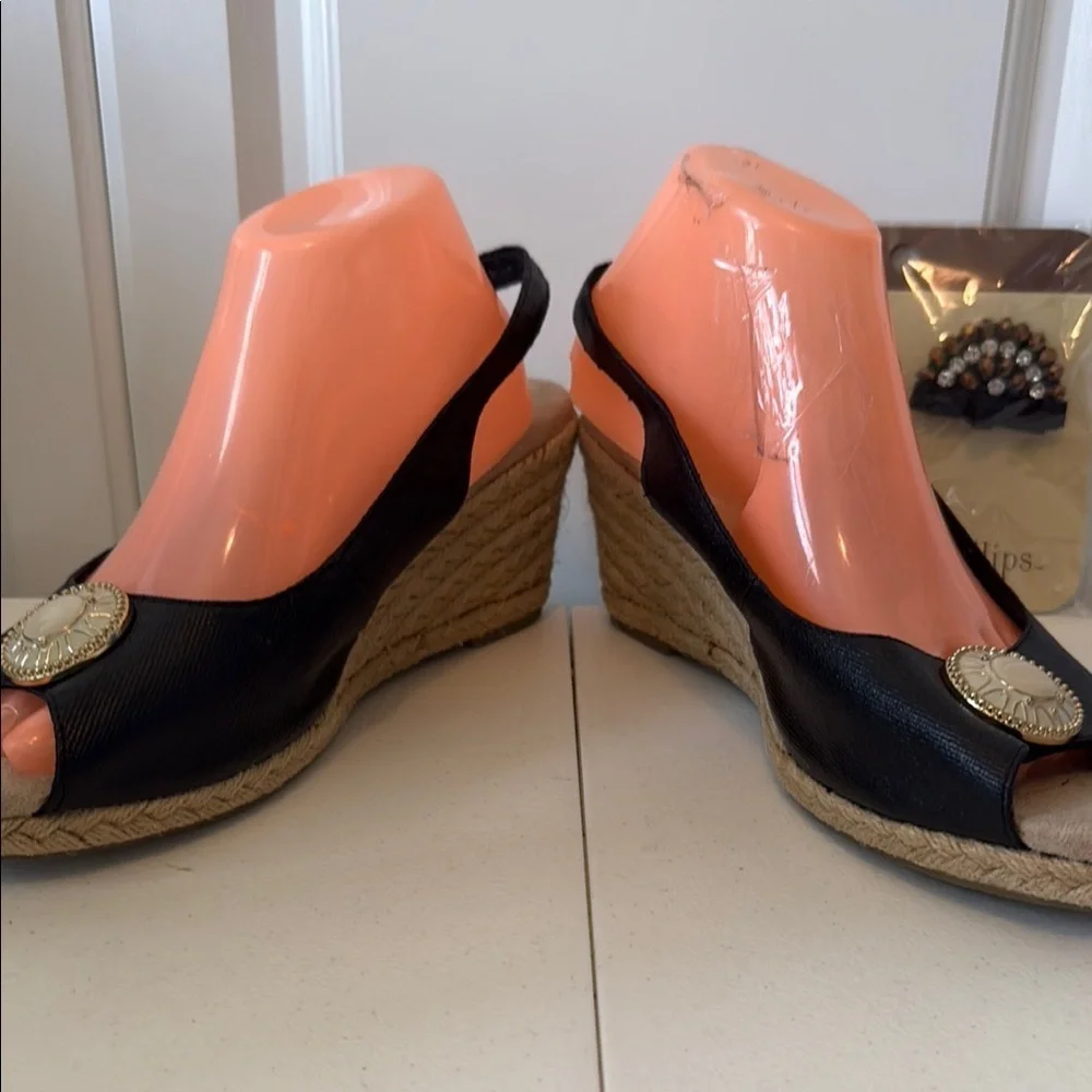 *Lindsay Phillips Black Espadrille Wedges with Peep-Toe & New package of snaps